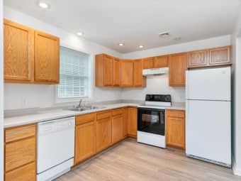 38/38 Abbey Road, Rockingham County, NH, 03833