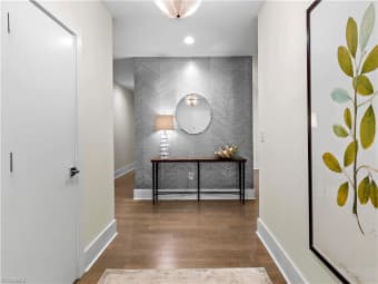 305/400 W 4th St, Winston-Salem, NC, 27101