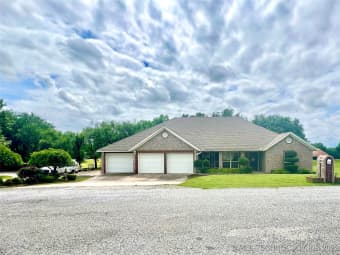 1403 Northwest Mimosa Circle, Stigler, OK, 74462