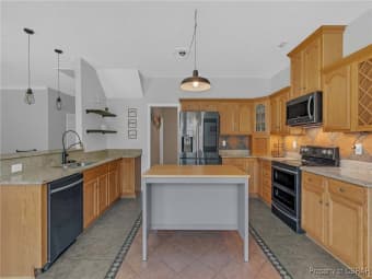 2024 Sarahs Cove Dr, Gloucester Point, VA, 23072