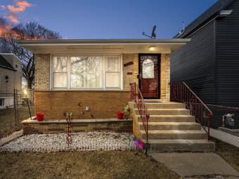 7122 S Winchester Ave, Chicago, IL, 60636