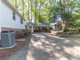 681 Brentwood Court, Winston-Salem, NC, 27104