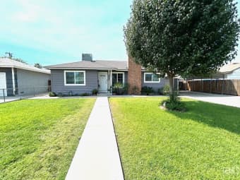 2207 Ellen Way, Bakersfield, CA, 93304