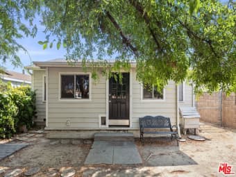 10730 Roscoe Boulevard, Los Angeles, CA, 91352