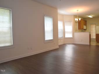 202/7024 Sandy Forks Road, Raleigh, NC, 27615