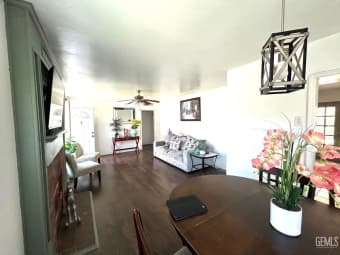 2207 Ellen Way, Bakersfield, CA, 93304