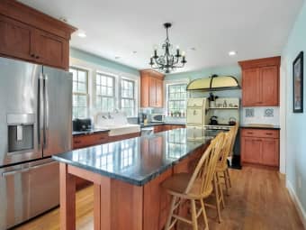 328 Summer Street, Plymouth County, MA, 02061