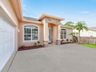 537 NW Turton Terrace, Port St. Lucie, FL, 34983