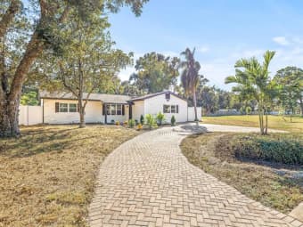 7784 22nd Avenue North, St. Petersburg, FL, 33710