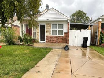 8155 South Kolmar Avenue, Chicago, IL, 60652
