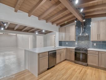 3910 East Calle de Jardin, Tucson, AZ, 85711