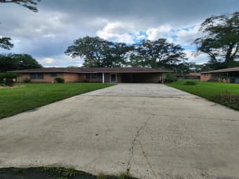 8825 Governor Nichols Drive, Baton Rouge, LA, 70811