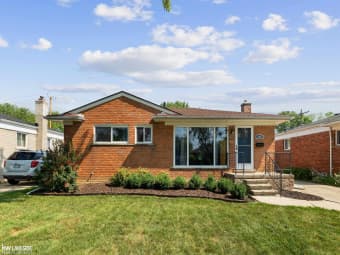 21425 Share Street, St. Clair Shores, MI, 48082