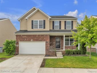 59623 Twin Pines Drive, Oakland County, MI, 48165