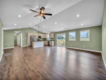 10952 Madlyn St NE, Bolivar, OH, 44612