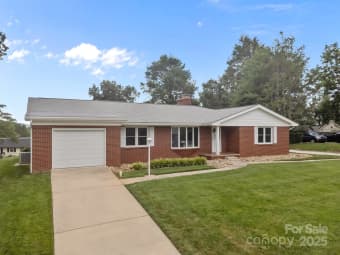 49 Greenwood Road, Asheville, NC, 28803