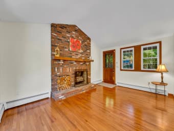 19 James Road, Sterling, MA, 01564