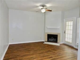 Apt 515/9601 Forest Ln