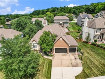 5713 Northeast Sapphire Court, Lee's Summit, MO, 64064