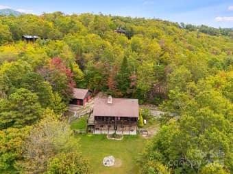 951 Pine Tree Rd, Spruce Pine, NC, 28777