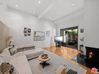 17202 Palisades Cir, Los Angeles, CA, 90272