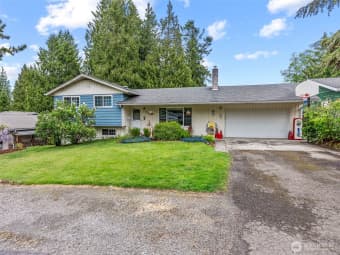 126 East Canyonview Drive, Longview Heights, WA, 98632