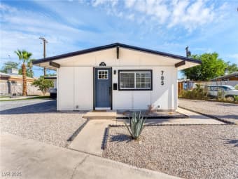705 Pelican Circle, Las Vegas, NV, 89107