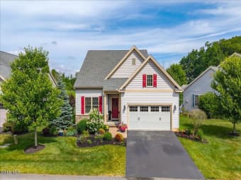 32 Whitney Drive, Mechanicville, NY, 12118