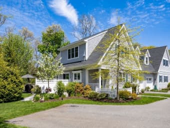 Unit 3A/41 Old Main Road, North Falmouth, MA, 02556