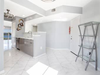 401q/1400 SW 131st Way, Pembroke Pines, FL, 33027