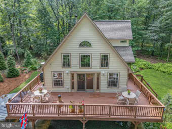 1316 Indian Peg Road, Boiling Springs, PA, 17007