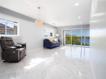 401q/1400 SW 131st Way, Pembroke Pines, FL, 33027