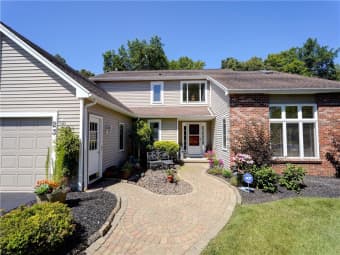 23 Edenfield Road, Penfield, NY, 14526