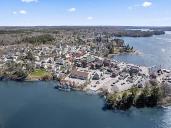 75 Elm St, Damariscotta, ME, 04543