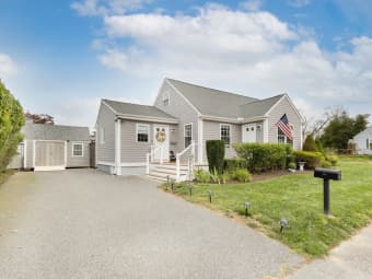 89 Doolittle Court, Somerset, MA, 02725
