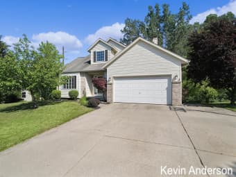 232 Glendale Drive Northeast, Rockford, MI, 49341