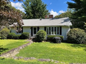 55 Warren St, Worcester County, MA, 01505