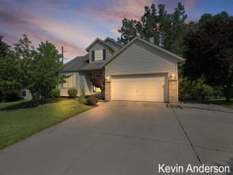232 Glendale Drive Northeast, Rockford, MI, 49341