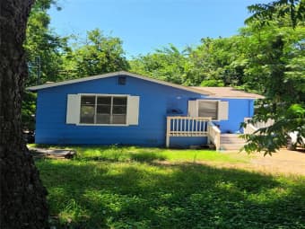 911 West Collins Street, Denton, TX, 76201