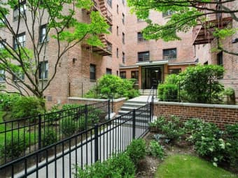 1H/51 White Oak Street, New Rochelle, NY, 10801