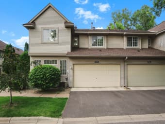 1036 Lovell Ave W, Roseville, MN, 55113