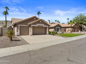 330 East South Fork Drive, Phoenix, AZ, 85048