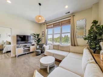 403/4814 North Damen Avenue, Chicago, IL, 60625