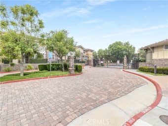 201/755 Francesca Drive, Walnut, CA, 91789