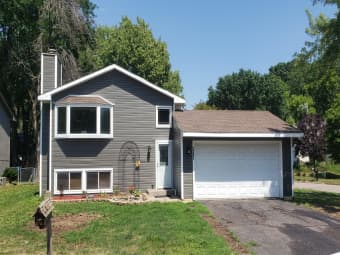 2297 Caulfield Plaza