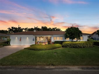 6649 10th Avenue North, St. Petersburg, FL, 33710