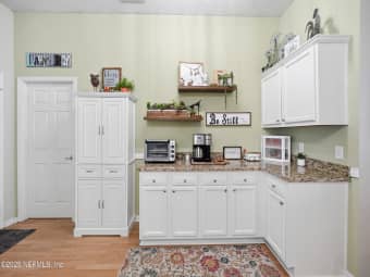 1077 Seattle Slew Lane, Jacksonville, FL, 32218