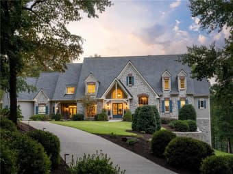 1065 Stonegate Court, Roswell, GA, 30075
