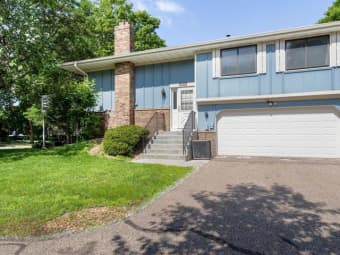 6855 Macbeth Court, Woodbury, MN, 55125