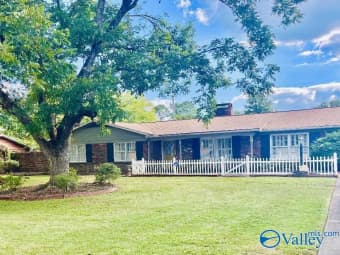 2421 Crestview Drive Southeast, Decatur, AL, 35601